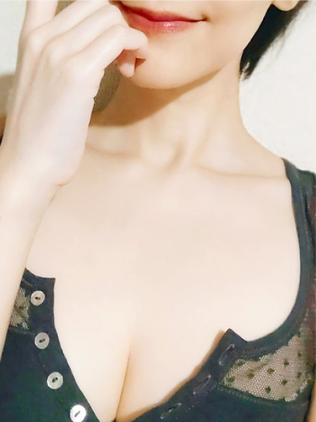 葉月 りお